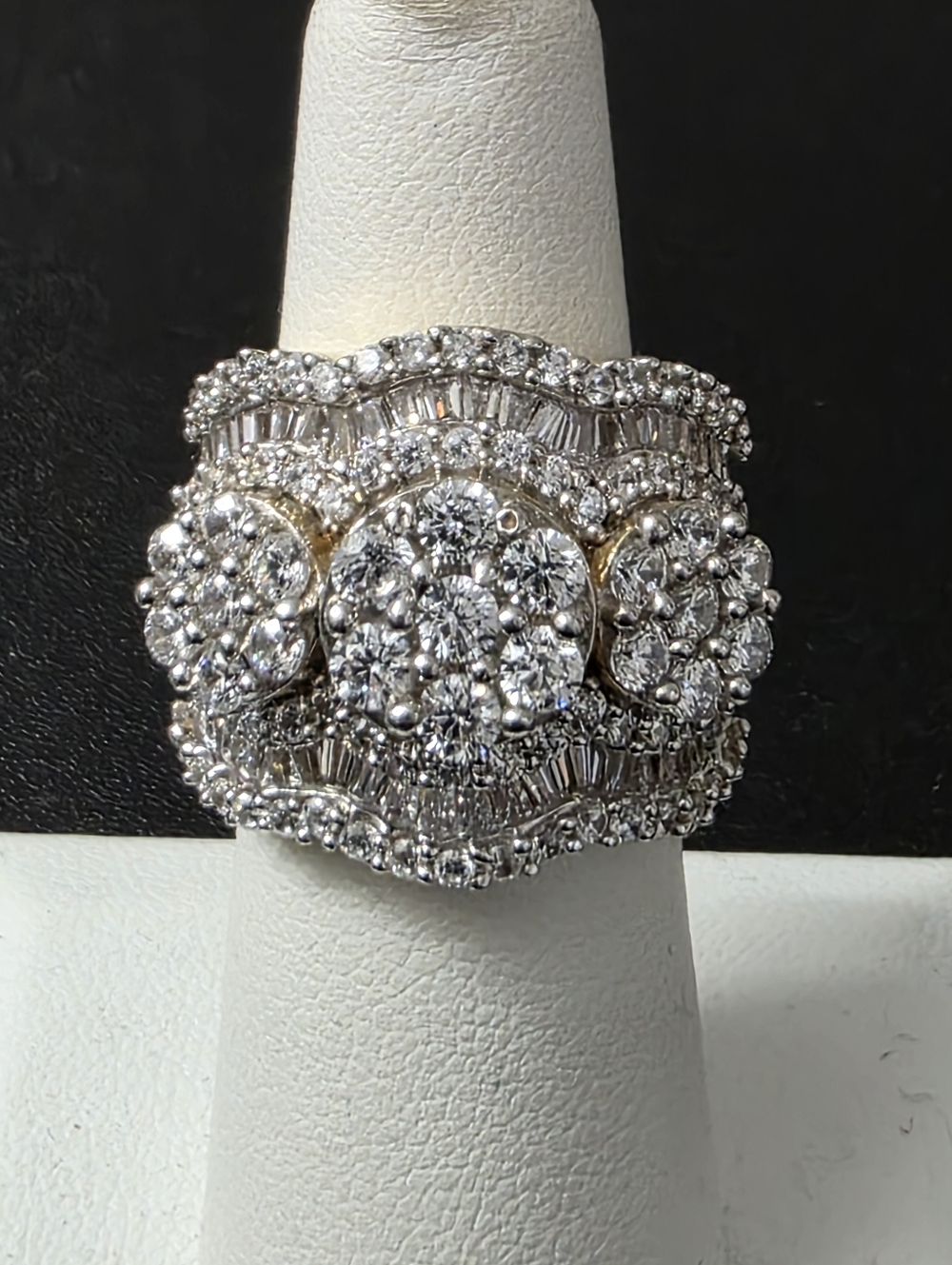 Watch Video / Sterling Silver 925 Gold Sparkling Cluster Statement Ring